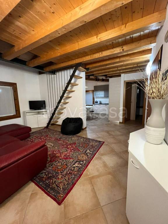 appartamento in affitto a Montebelluna