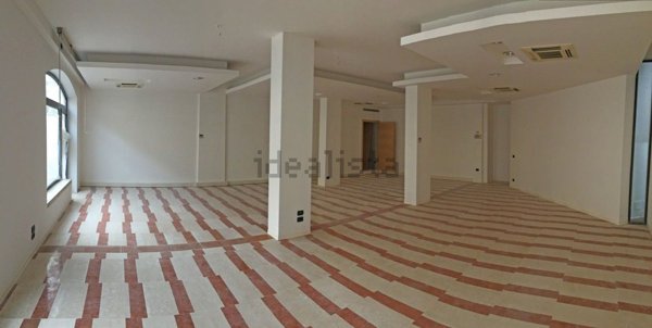 negozio in affitto a Montebelluna