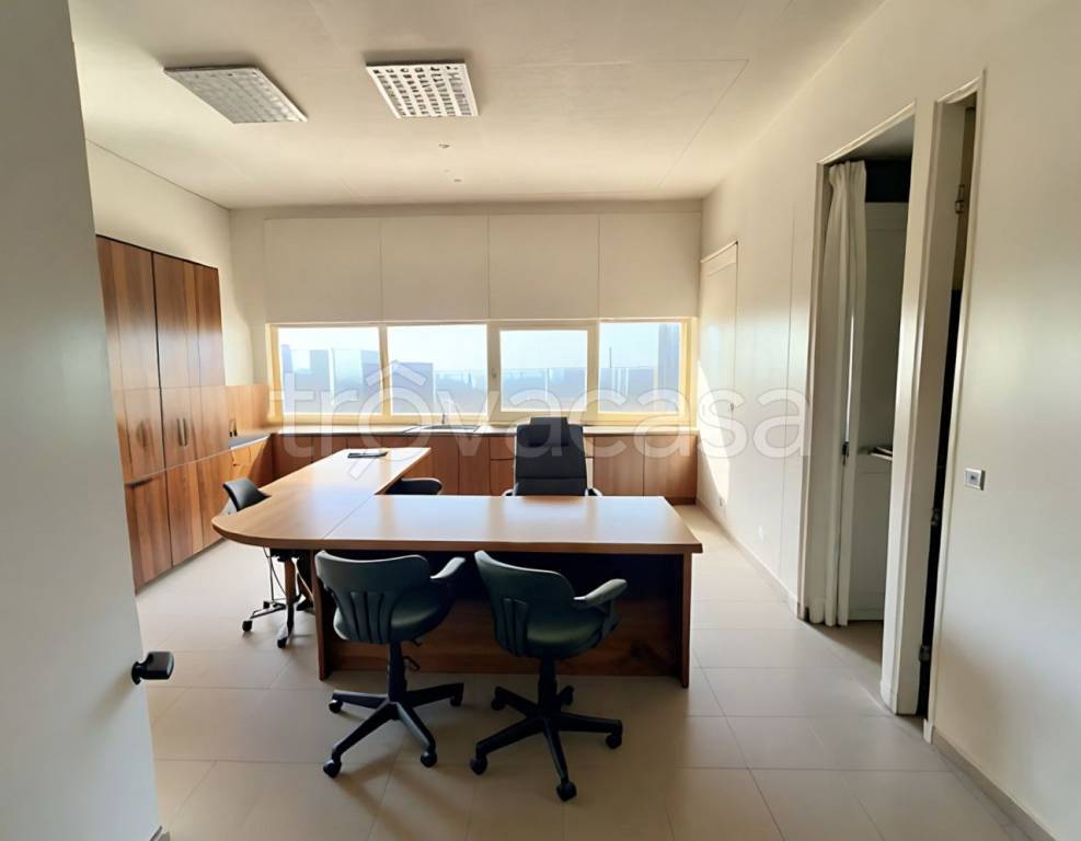 ufficio in affitto a Montebelluna in zona Delle Tordine