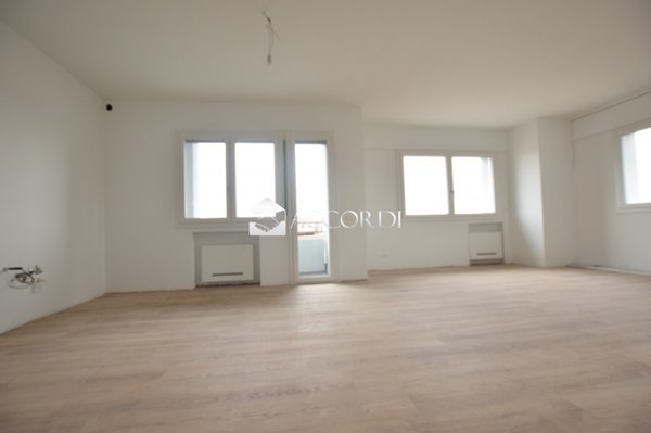 appartamento in affitto a Montebelluna