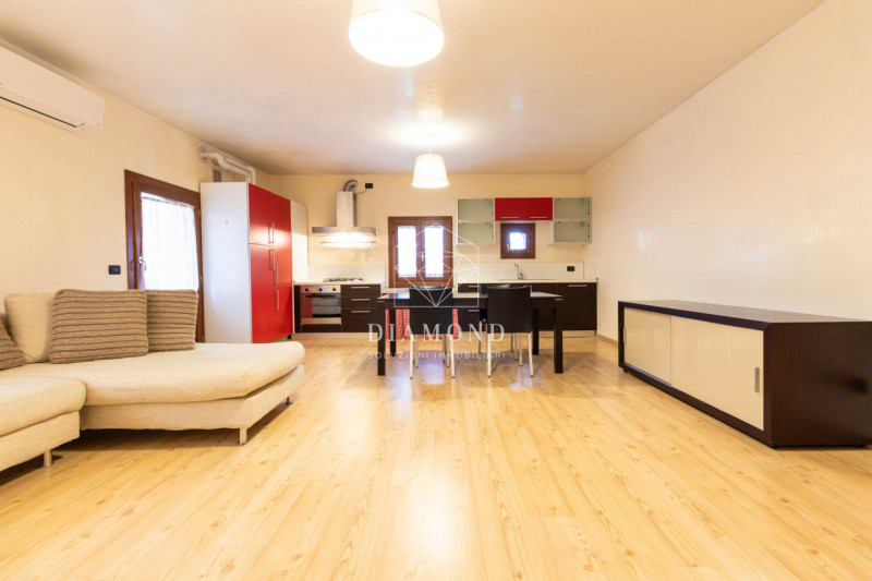 appartamento in affitto a Montebelluna in zona Biadene