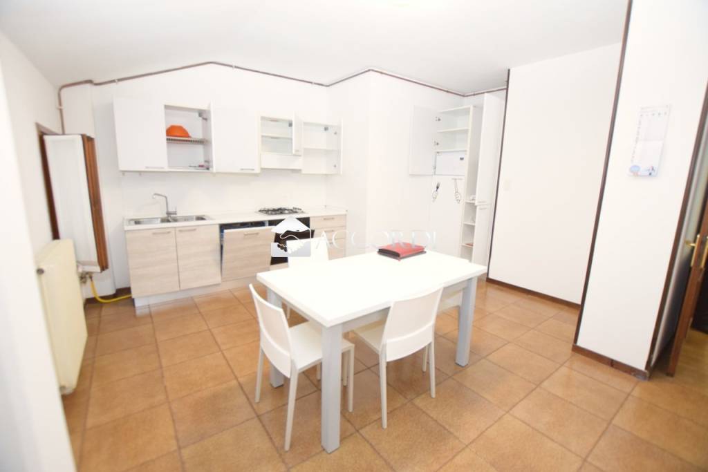 appartamento in affitto a Montebelluna