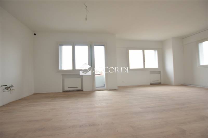 appartamento in affitto a Montebelluna