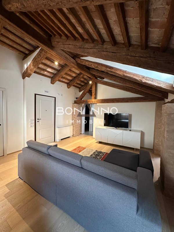 appartamento in affitto a Montebelluna