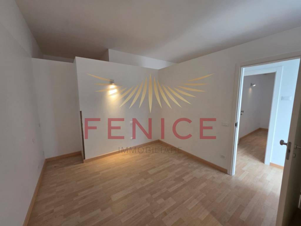 negozio in affitto a Montebelluna