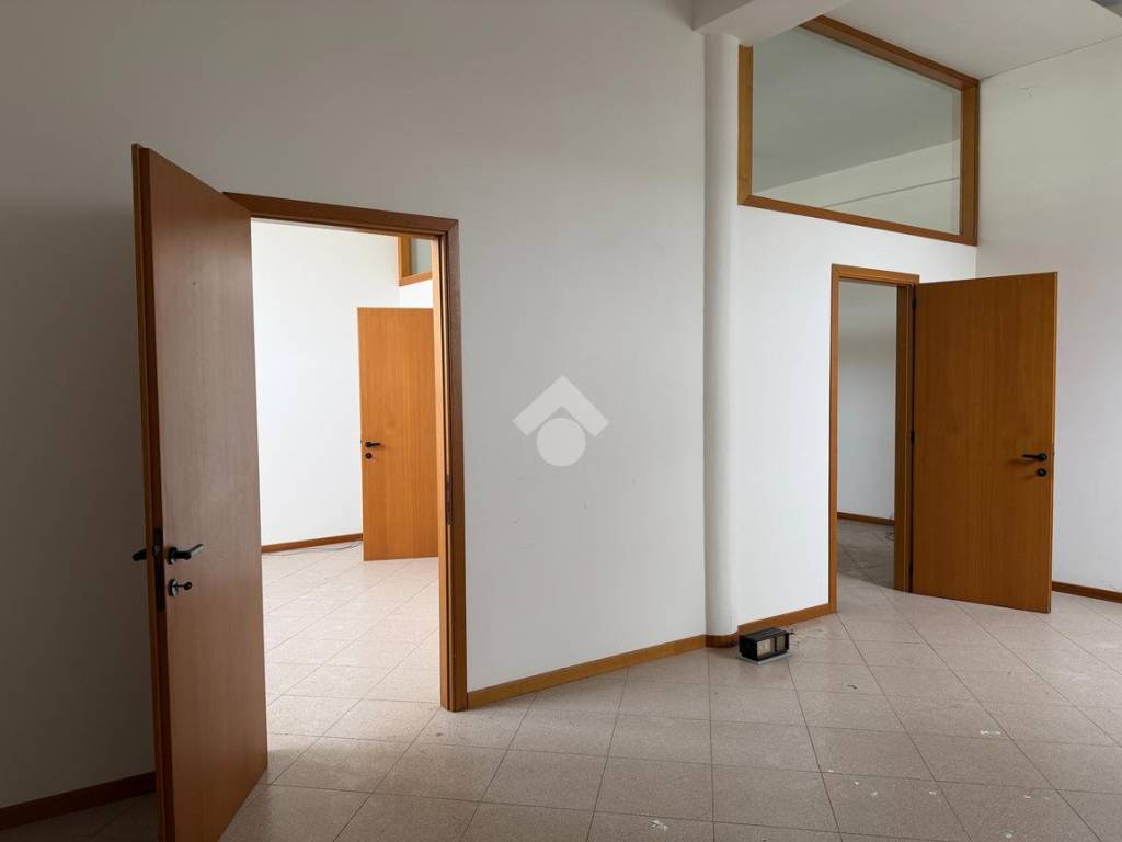 ufficio in affitto a Montebelluna in zona La Pieve