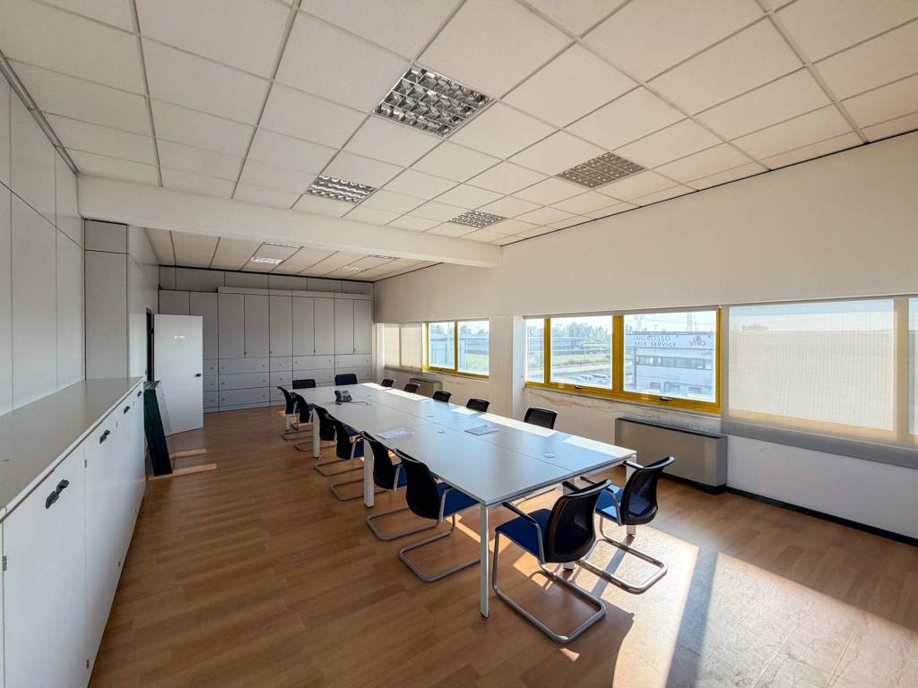 ufficio in affitto a Montebelluna in zona Delle Tordine