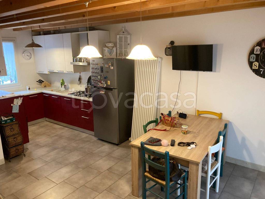 appartamento in affitto a Morgano in zona Badoere