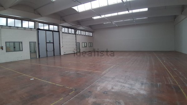 capannone in affitto a Nervesa della Battaglia