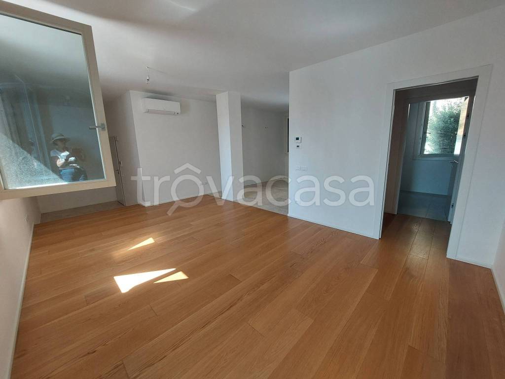 appartamento in affitto a Nervesa della Battaglia in zona Sovilla