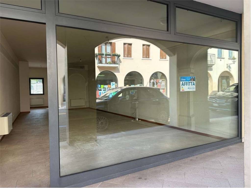 negozio in affitto ad Oderzo