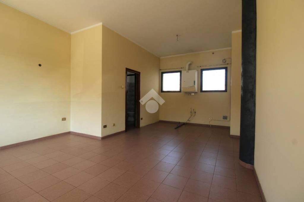 negozio in affitto ad Oderzo in zona Camino