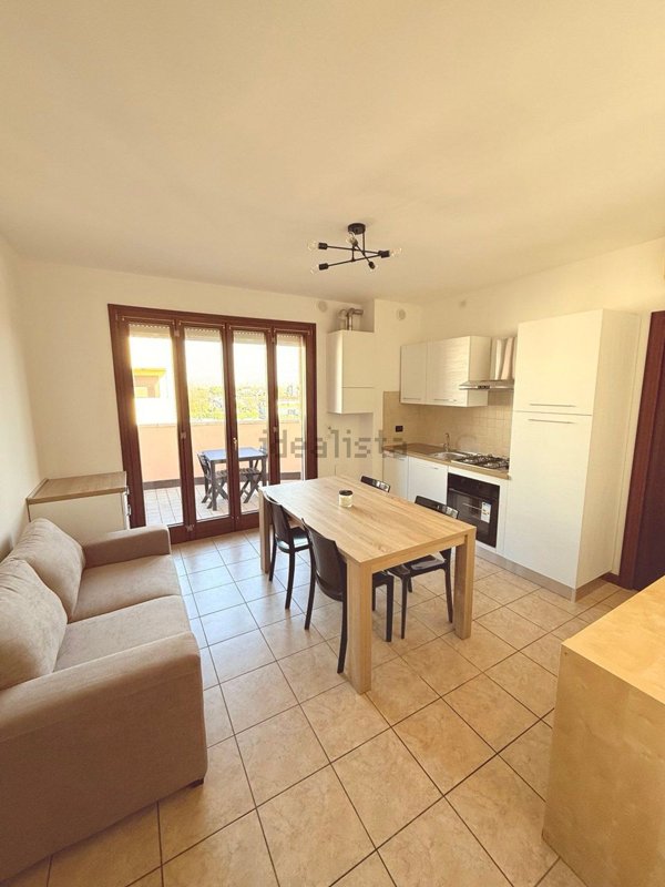 appartamento in affitto a Paese