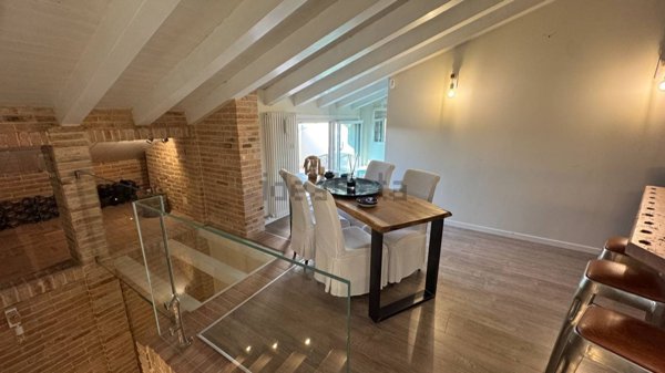 appartamento in affitto a Paese in zona Porcellengo