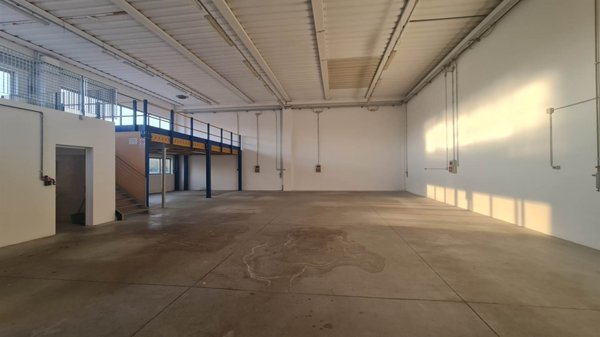 ufficio in affitto a Paese in zona Postioma