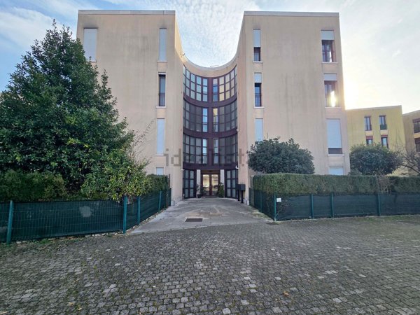 appartamento in affitto a Paese