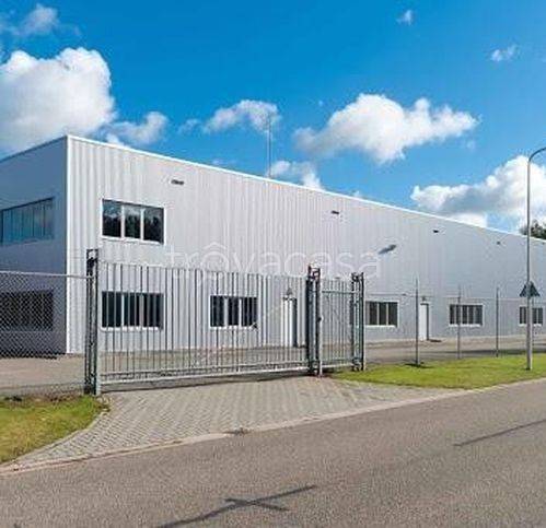 locale commerciale in affitto a Pieve di Soligo