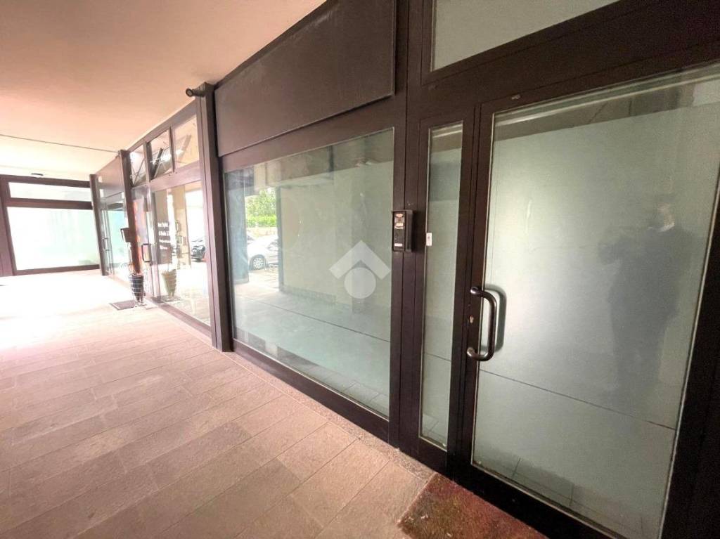 negozio in affitto a Ponzano Veneto