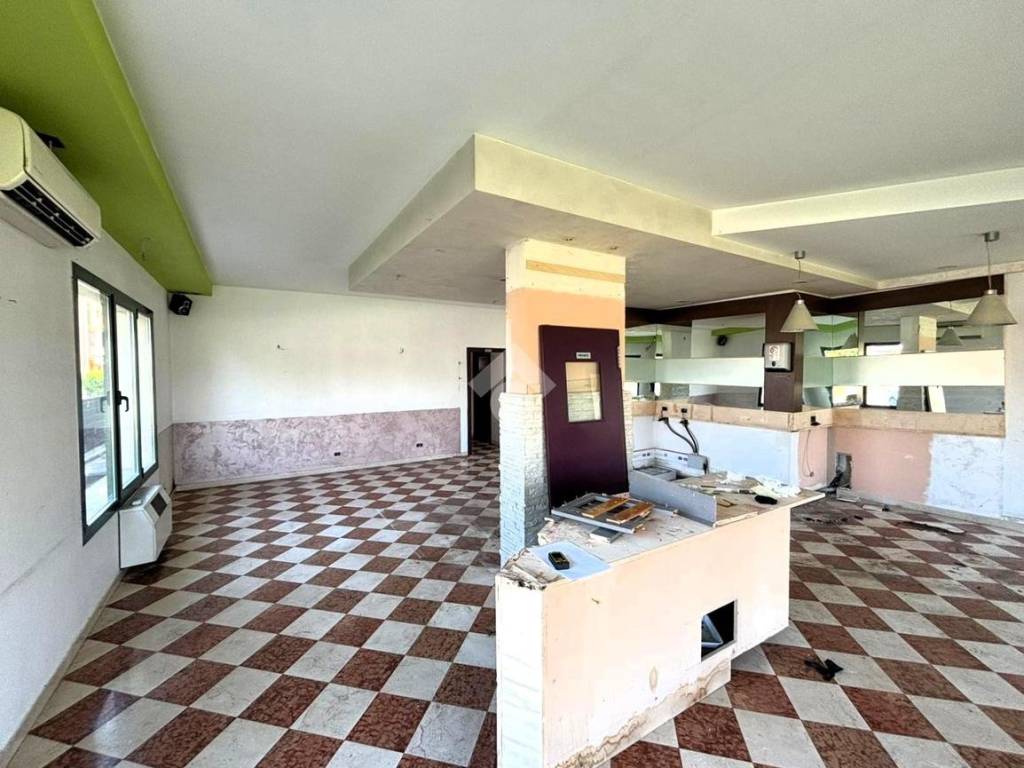 negozio in affitto a Ponzano Veneto