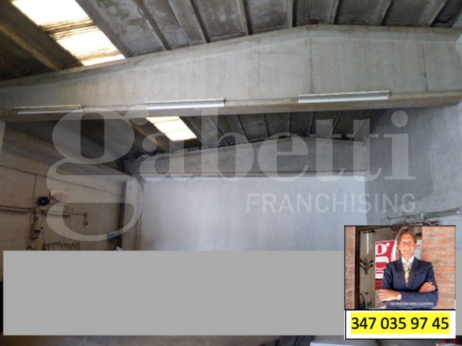 locale commerciale in affitto a Preganziol
