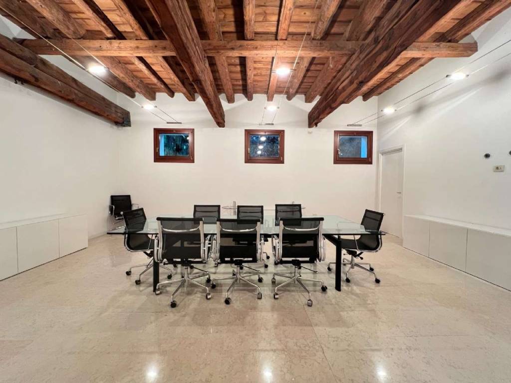 ufficio in affitto a Preganziol