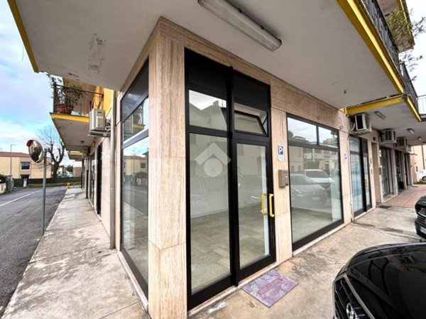 negozio in affitto a Preganziol