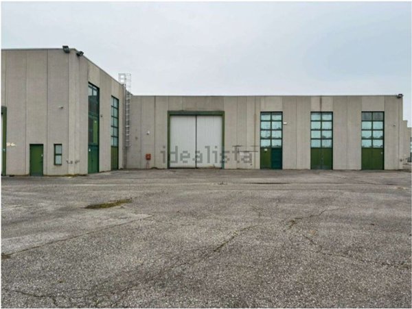 locale di sgombero in affitto a Quinto di Treviso