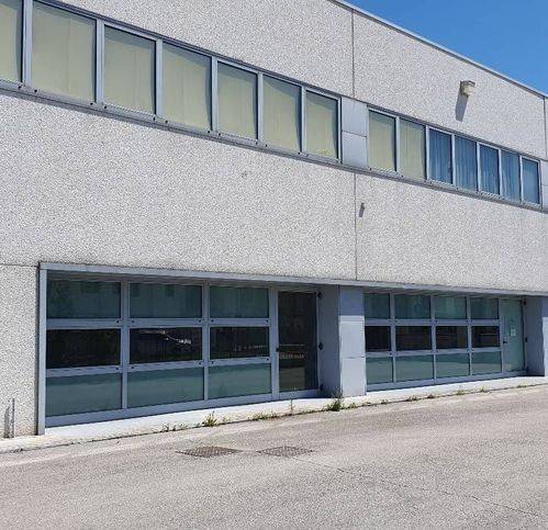 negozio in affitto a Quinto di Treviso