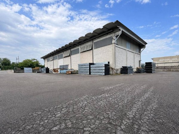 locale commerciale in affitto a Quinto di Treviso