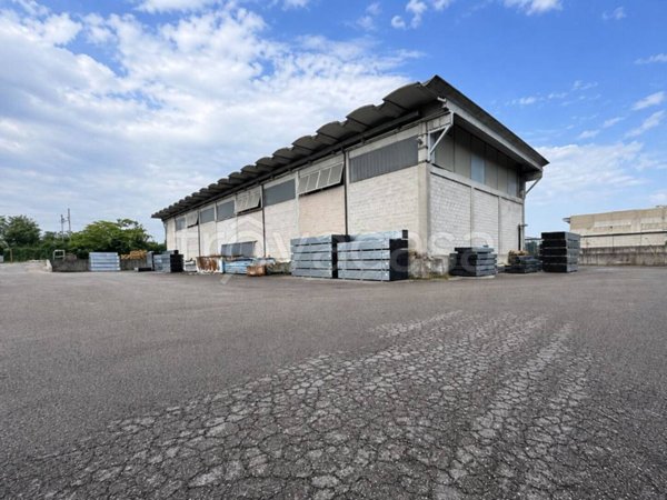 locale commerciale in affitto a Quinto di Treviso