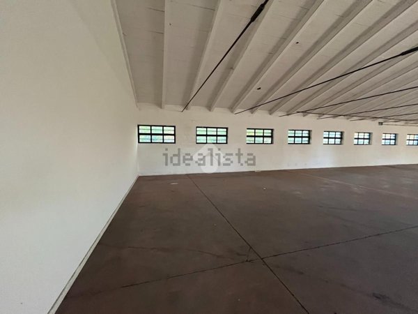 capannone in affitto a Resana