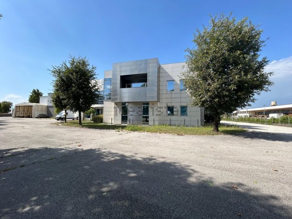 capannone in affitto a Riese Pio X