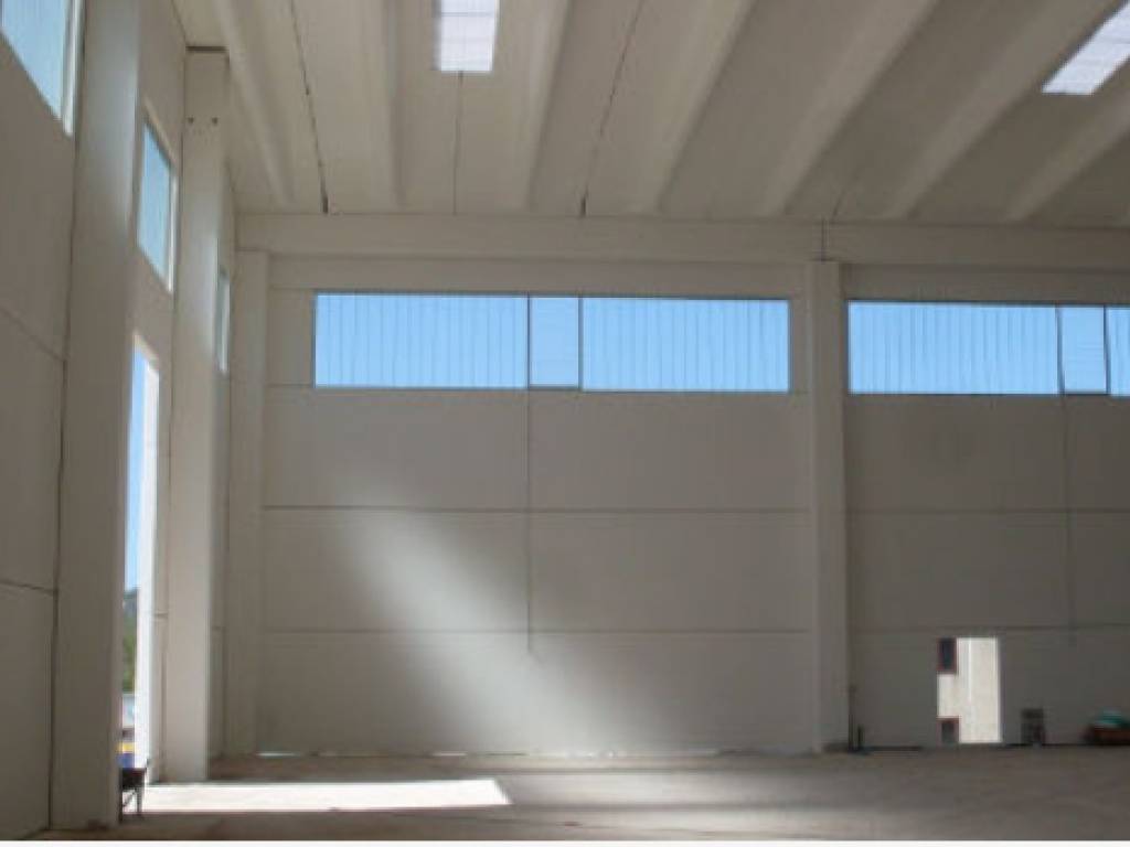 locale commerciale in affitto a Riese Pio X in zona Poggiana