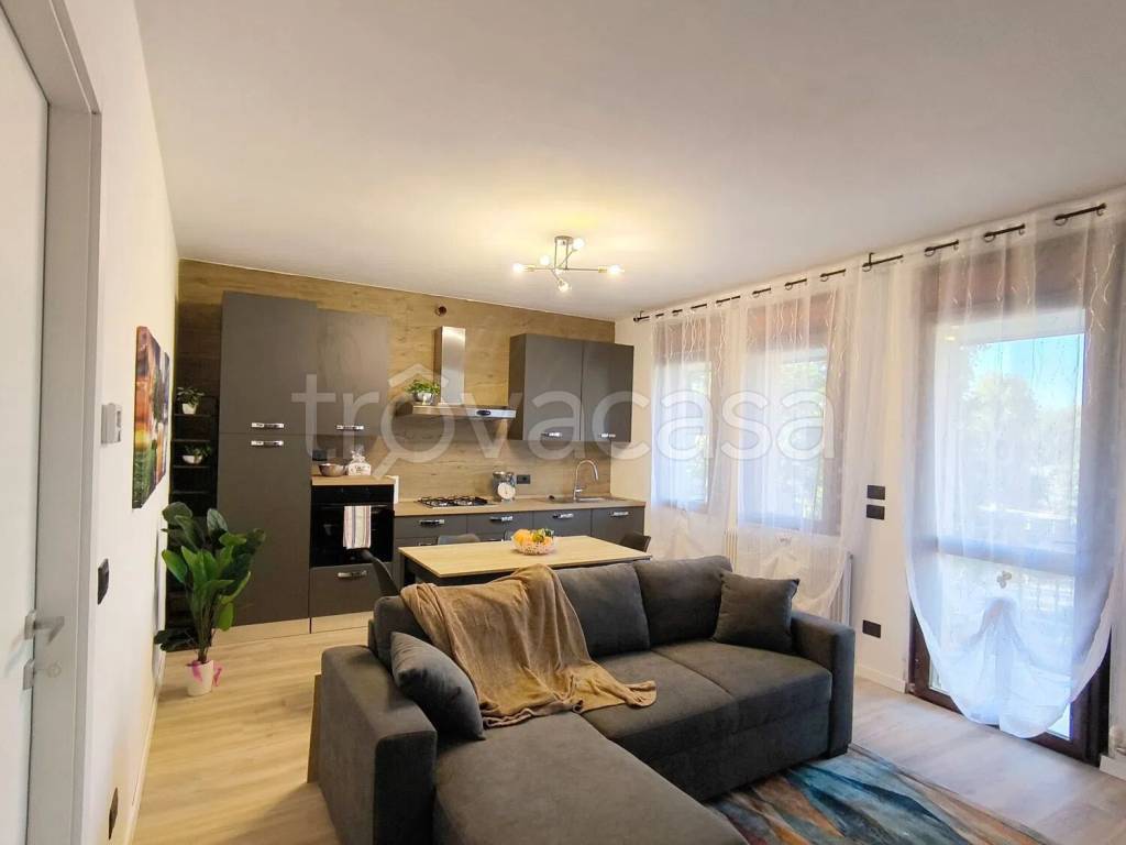 appartamento in affitto a Roncade in zona Biancade