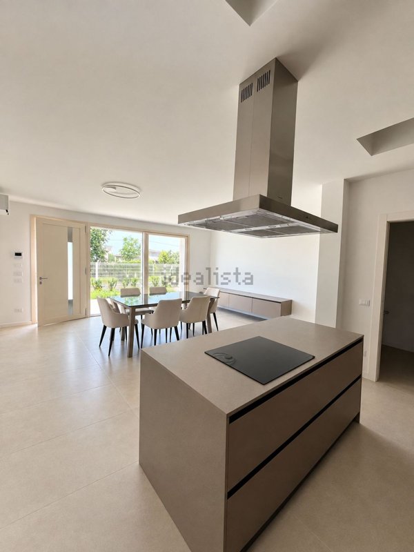 appartamento in affitto a Roncade in zona San Cipriano
