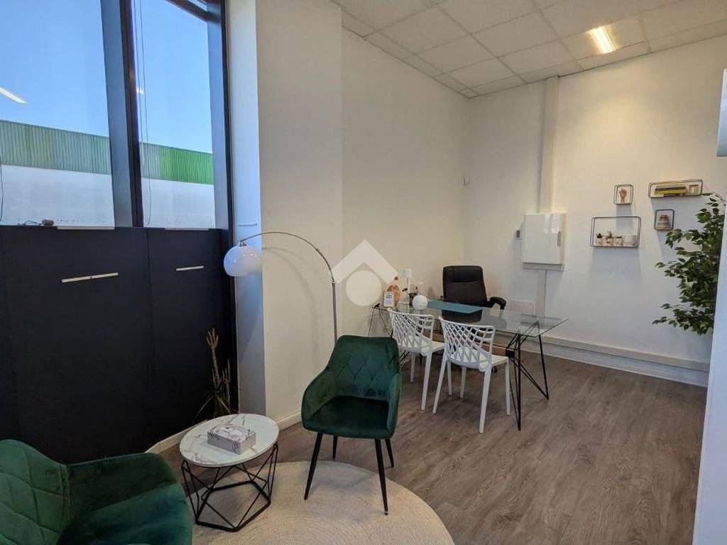 ufficio in affitto a San Vendemiano in zona Fossamerlo
