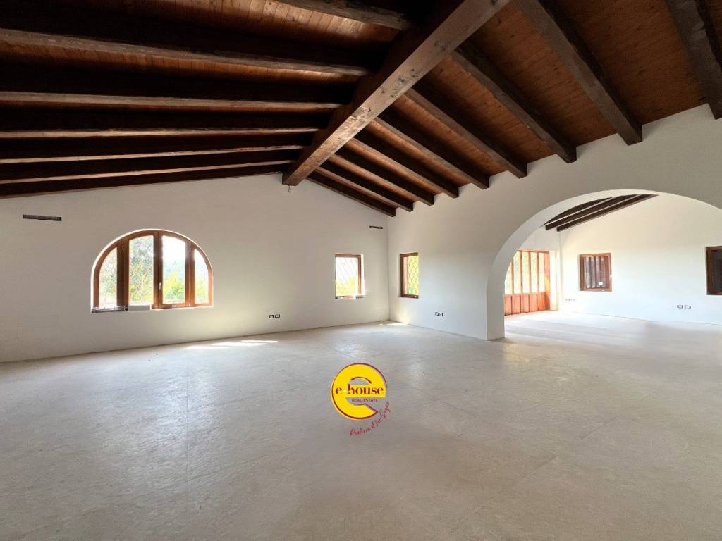 ufficio in affitto a San Zenone degli Ezzelini in zona Sopracastello