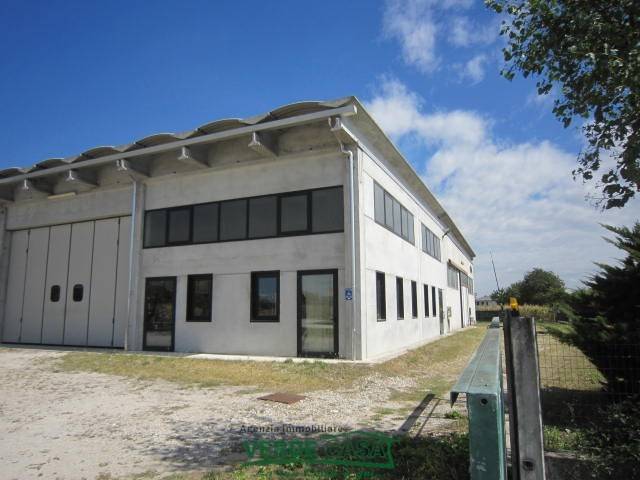 locale commerciale in affitto a San Zenone degli Ezzelini in zona Ca' Rainati