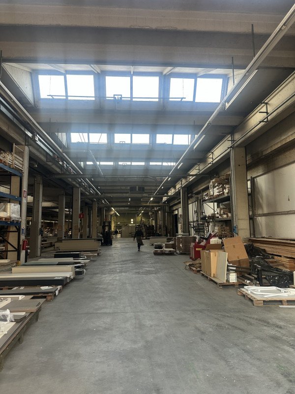 capannone in affitto a Silea