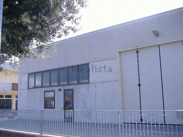 locale di sgombero in affitto a Spresiano