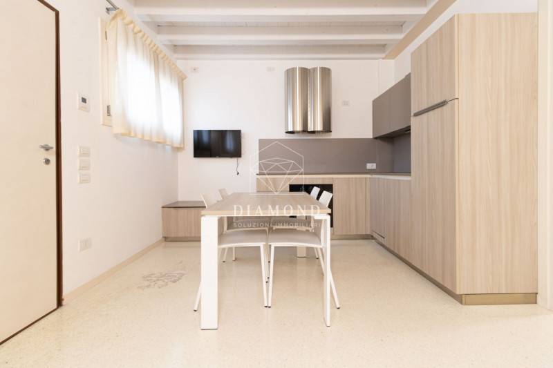 casa indipendente in affitto a Trevignano in zona Falzè