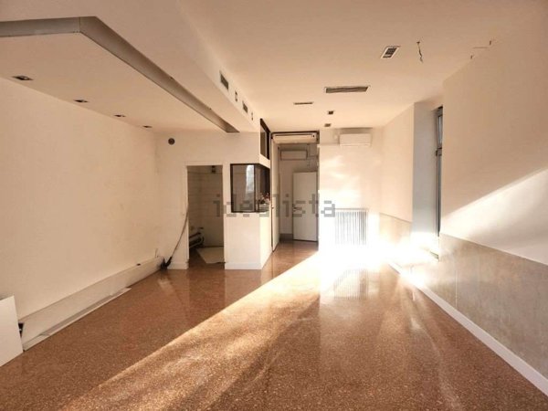 negozio in affitto a Treviso