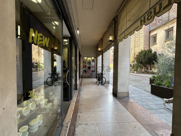 negozio in affitto a Treviso