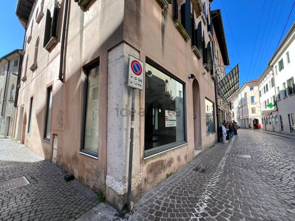 negozio in affitto a Treviso in zona Centro Storico