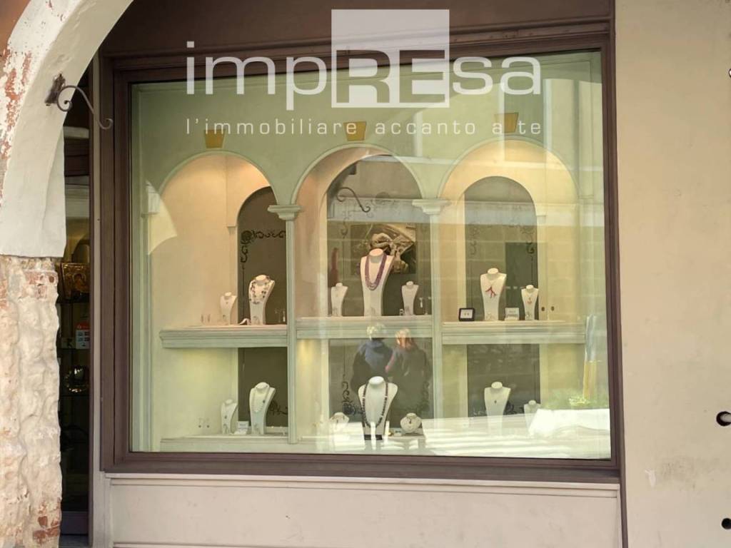 negozio in affitto a Treviso in zona Centro Storico
