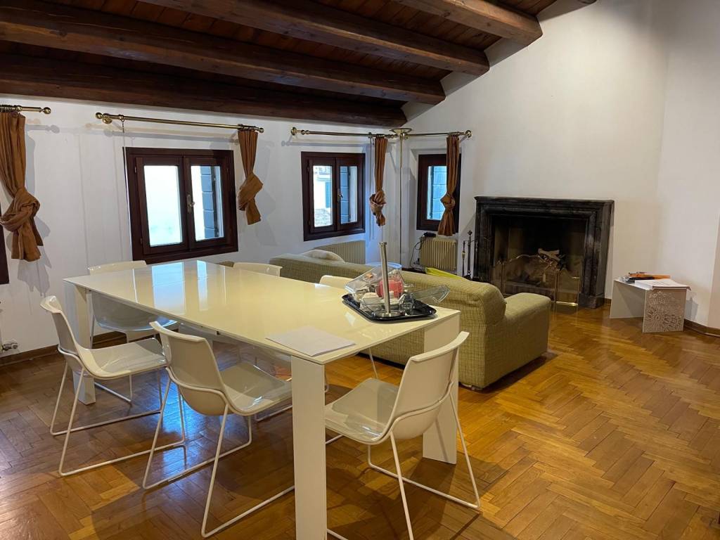 appartamento in affitto a Treviso in zona Centro Storico