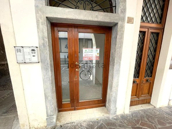 locale commerciale in affitto a Treviso in zona Centro Storico