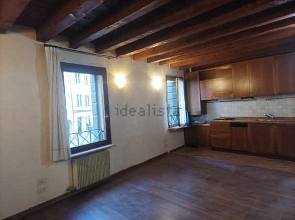 appartamento in affitto a Treviso in zona Centro Storico