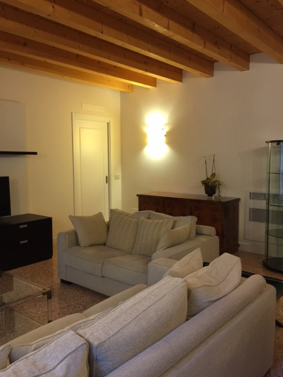 appartamento in affitto a Treviso in zona Santa Bona