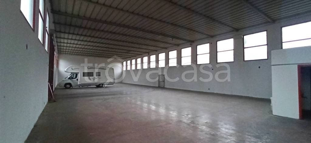 locale commerciale in affitto a Treviso